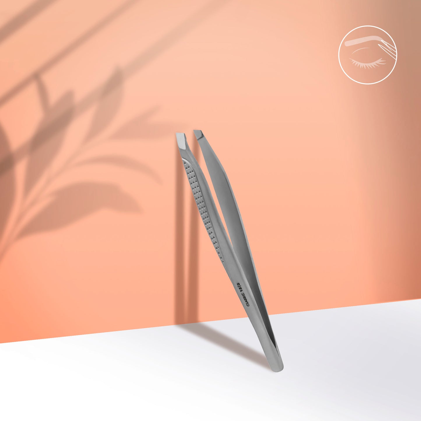 Eyebrow tweezers CLASSIC 15 TYPE 3 (wide slant) image 0