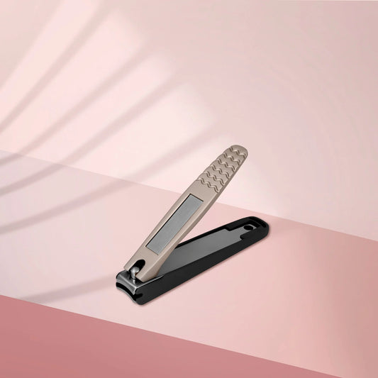 Clipper with a container for clipped nails BEAUTY & CARE 20 image 0