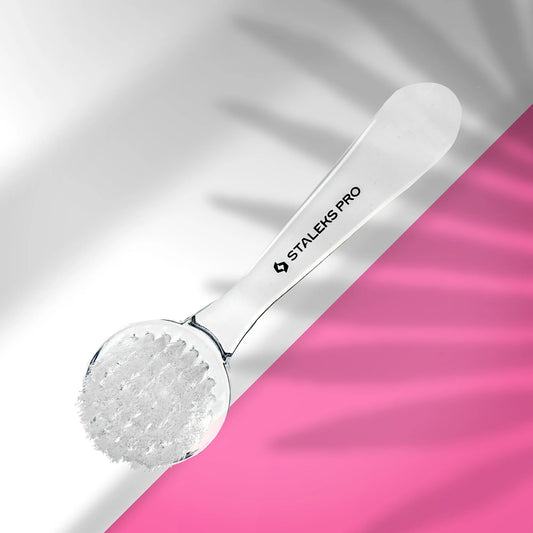 Manicure brush EXPERT 01 for dust removal (with cover) image 0