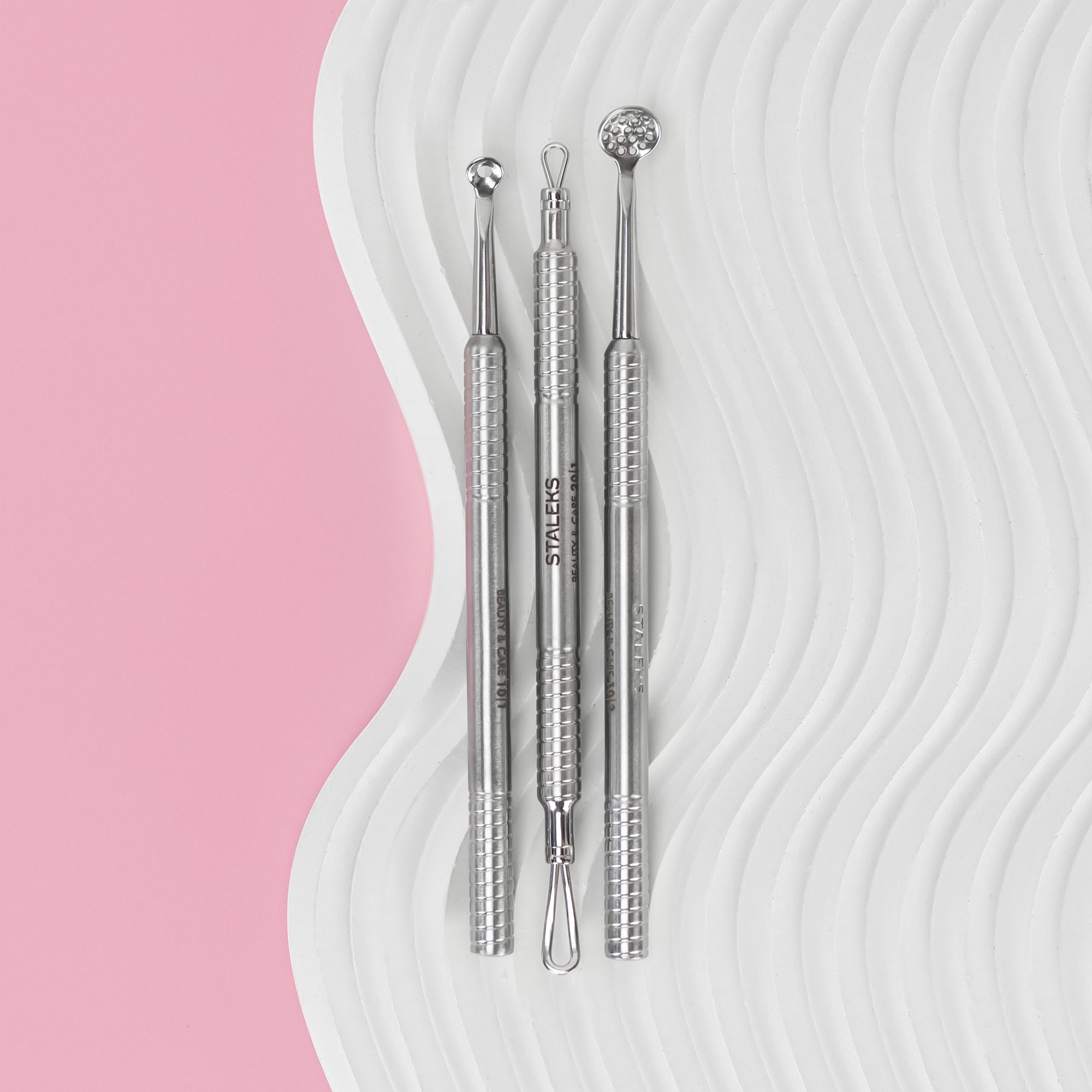 Clear Skin toolset BEAUTY &amp; CARE 30 (uno,round with 19 holes, loop) image 0